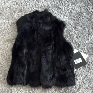 NWT Girls Luxurious Black Fur Vest